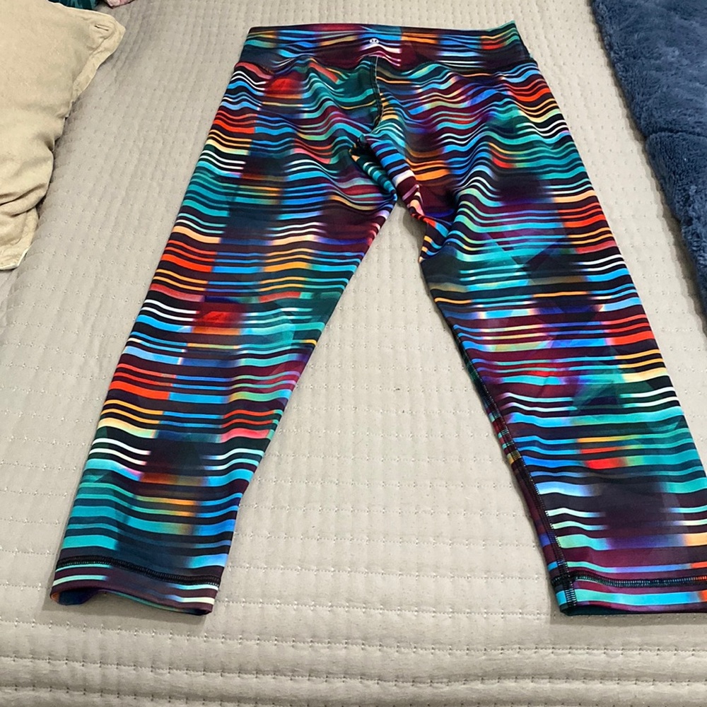 Lululemon leggings size 12 never worn